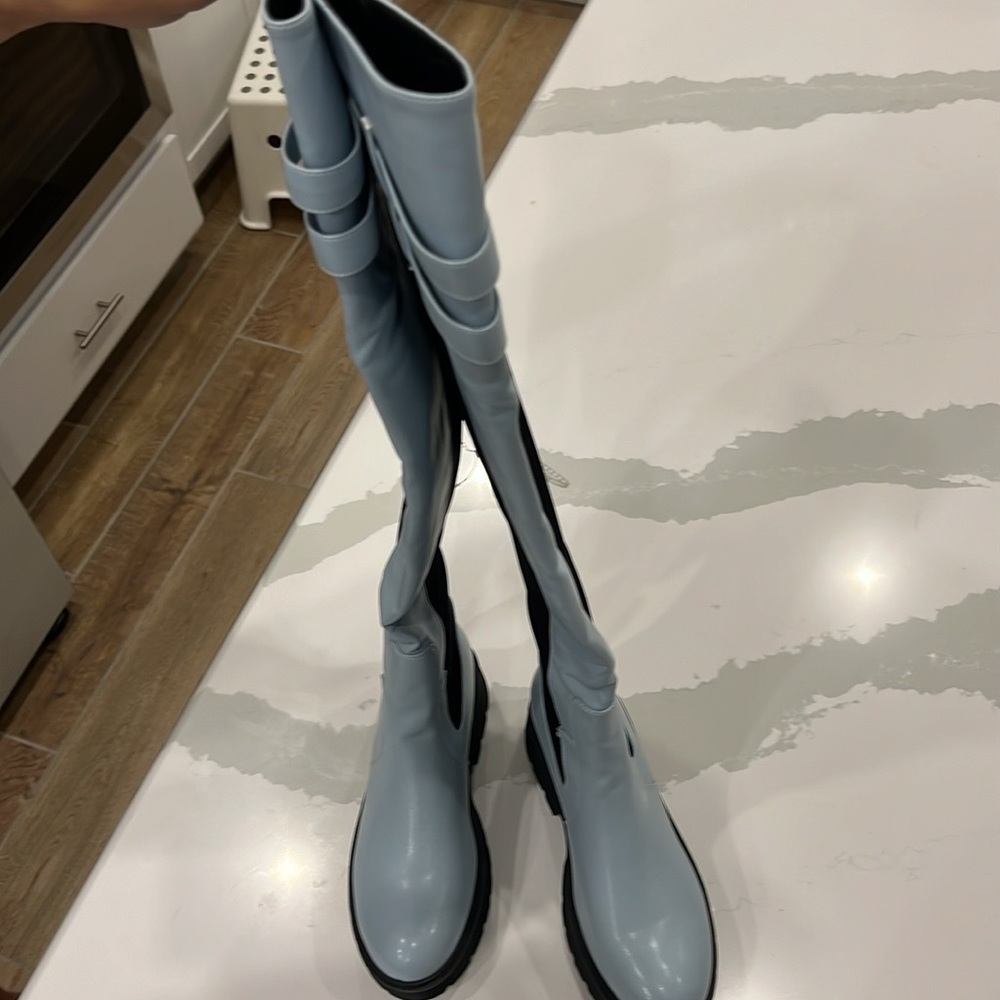 Light blue lug sole over the knee rainboots for rainy season. - Picture 2 of 7